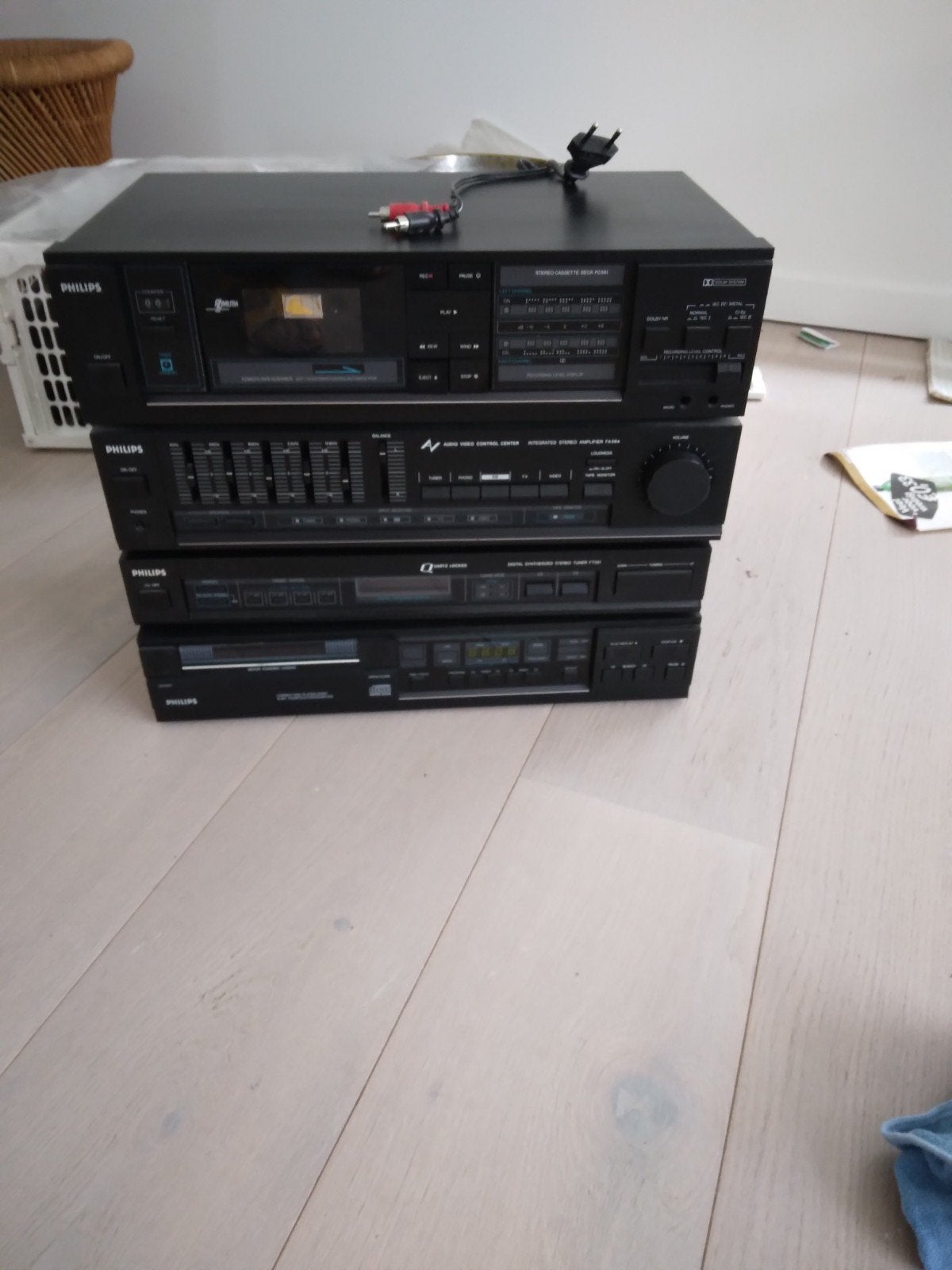 Philips stereo toren met platenspeler en boxen, Ophalen, Philips, Gebruikt, Cassettedeck