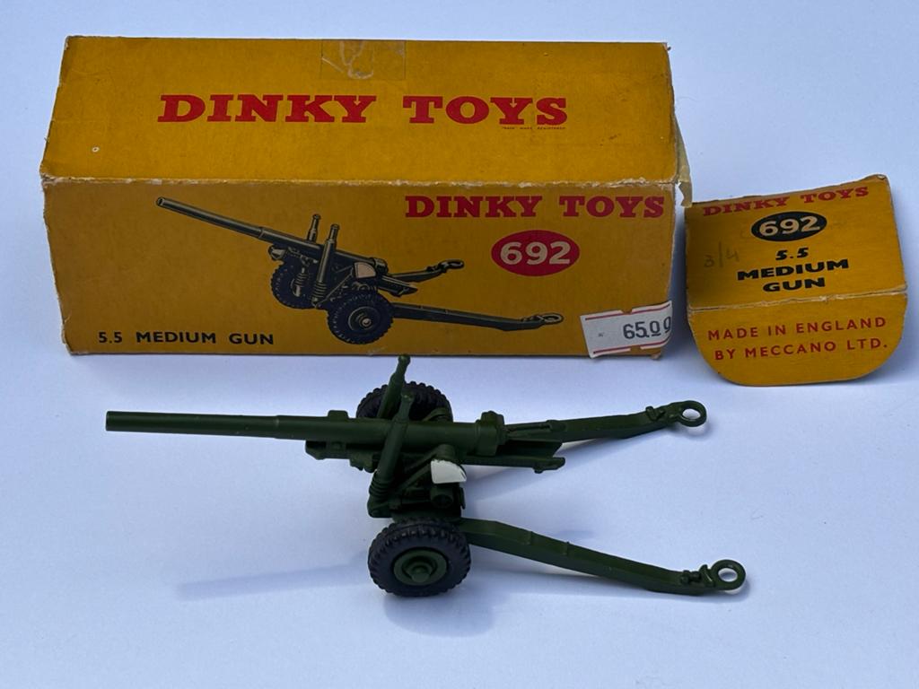 Dinky Army Dinky Toys 692 5.5 Medium Gun leger kanon + box, Ophalen of Verzenden, Zo goed als nieuw, Overige typen, Dinky Toys
