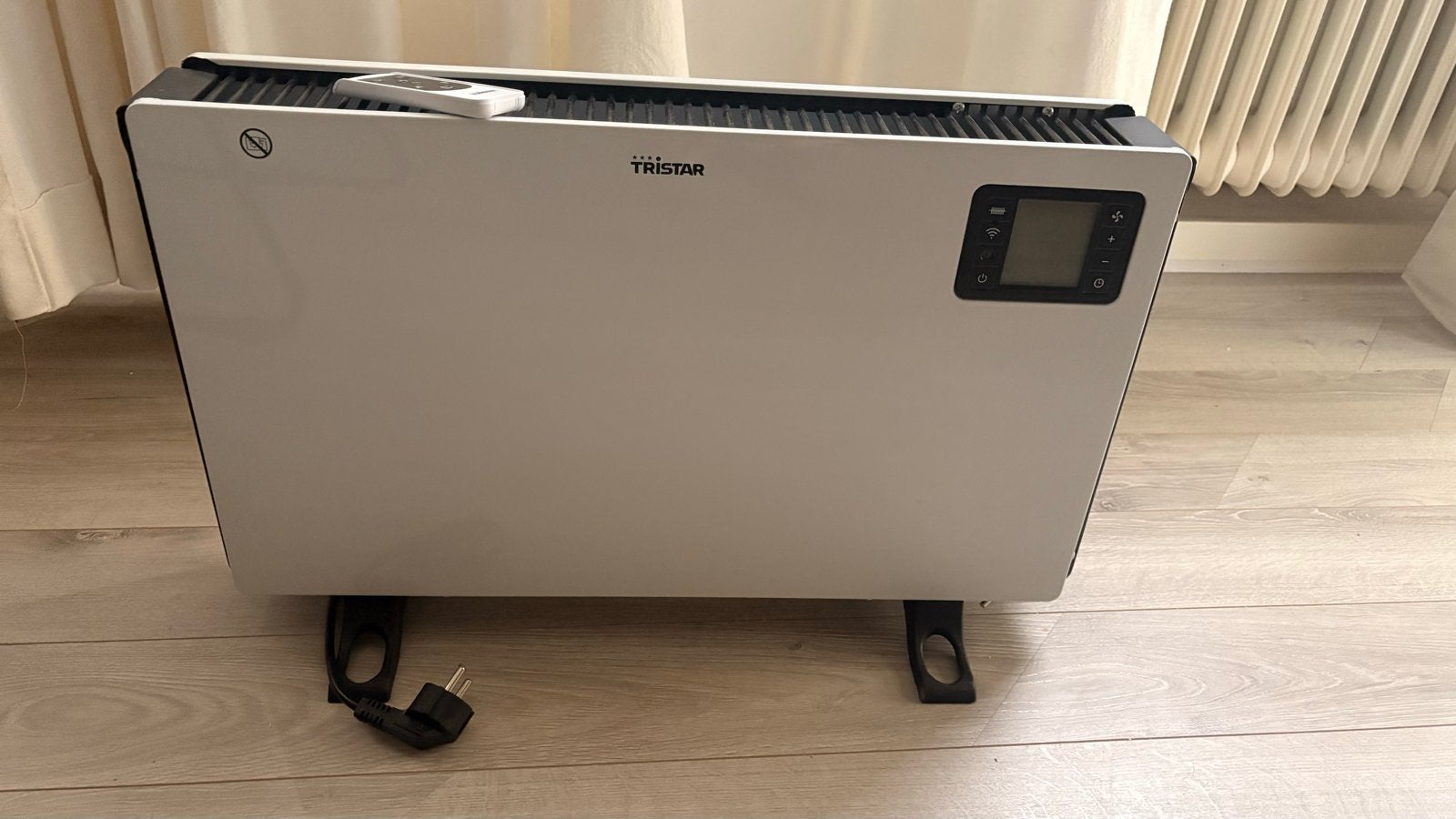 Tristar Convector Heater met WiFi – 2000W, Ophalen, Zo goed als nieuw, 800 watt of meer, Kachel