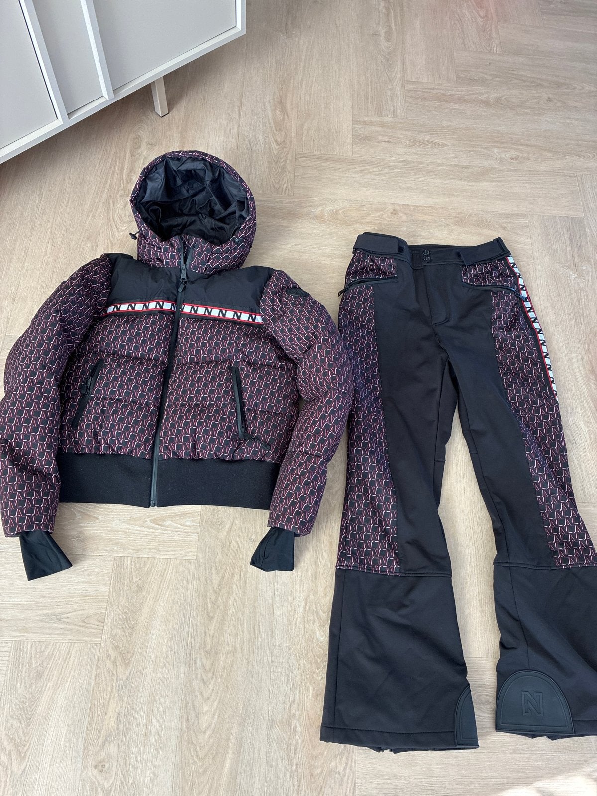 Nikkie ski-pak maat 42, Kleding | Dames, Ophalen of Verzenden, Zo goed als nieuw, Maat 42/44 (L), Pak
