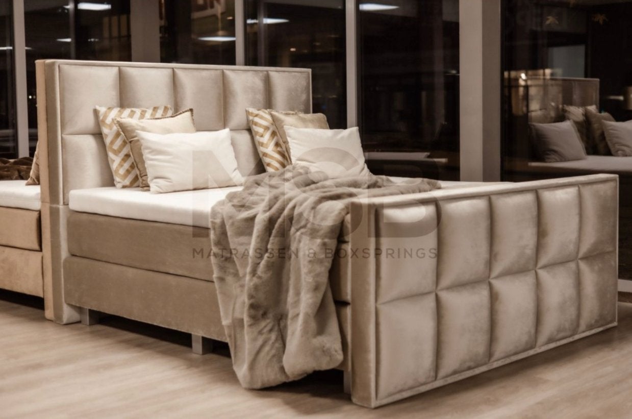 Boxspring 180x200 Erik Kuster stijl in Taupe Velvet, Ophalen, Beige, Tweepersoons, Erik kuster stijl