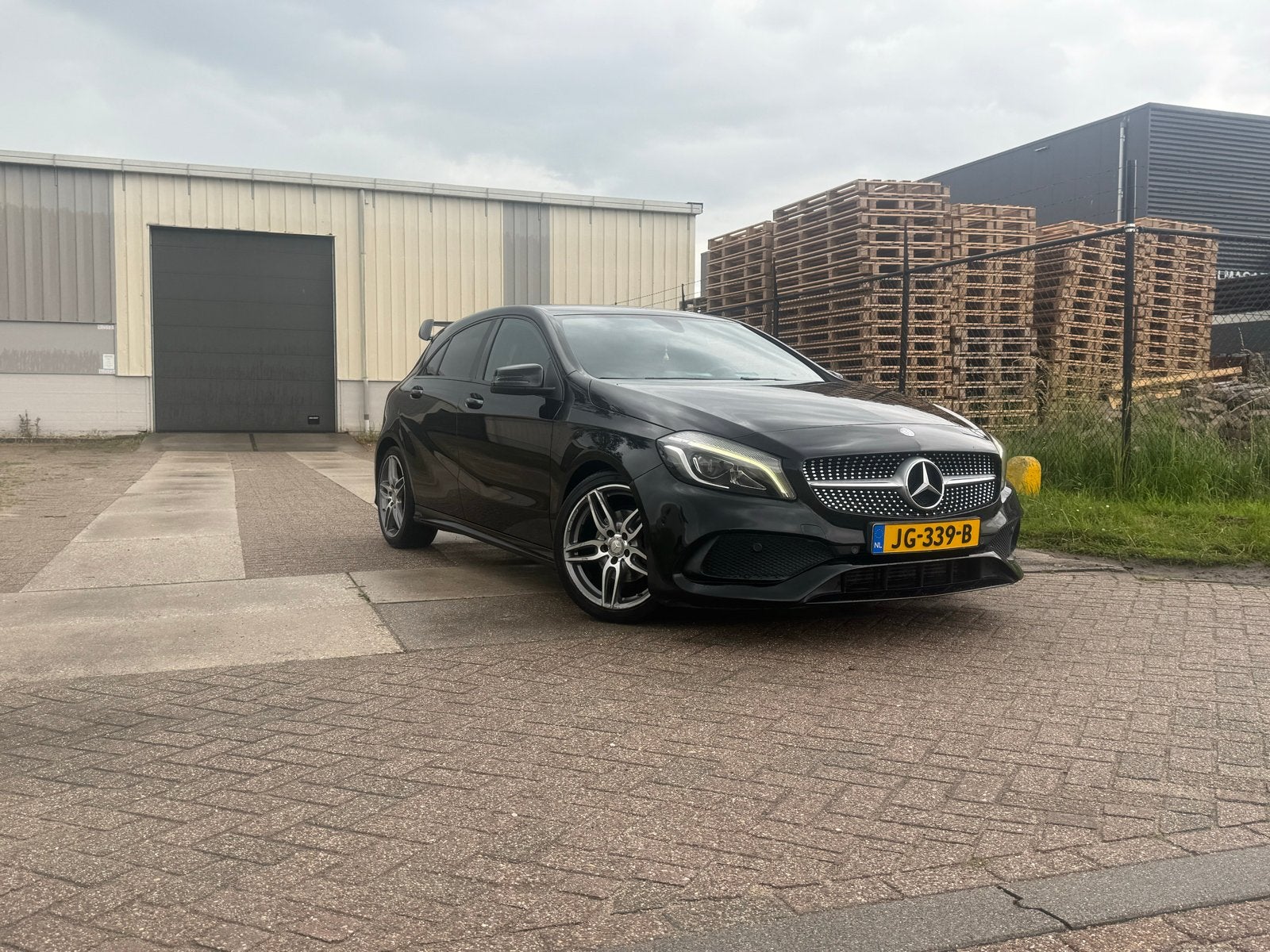 Mercedes-Benz A 180 AMG stage2 210PK automaat, Auto's, 1295 kg, 4 cilinders, 1200 kg, 19 km/l
