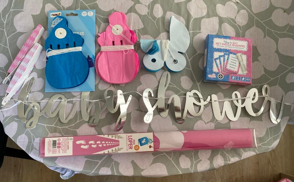 Babyshower versiering roze/blauw + spel + roze loper, Ophalen, Nieuw, Versiering, Geboorte of Huwelijk