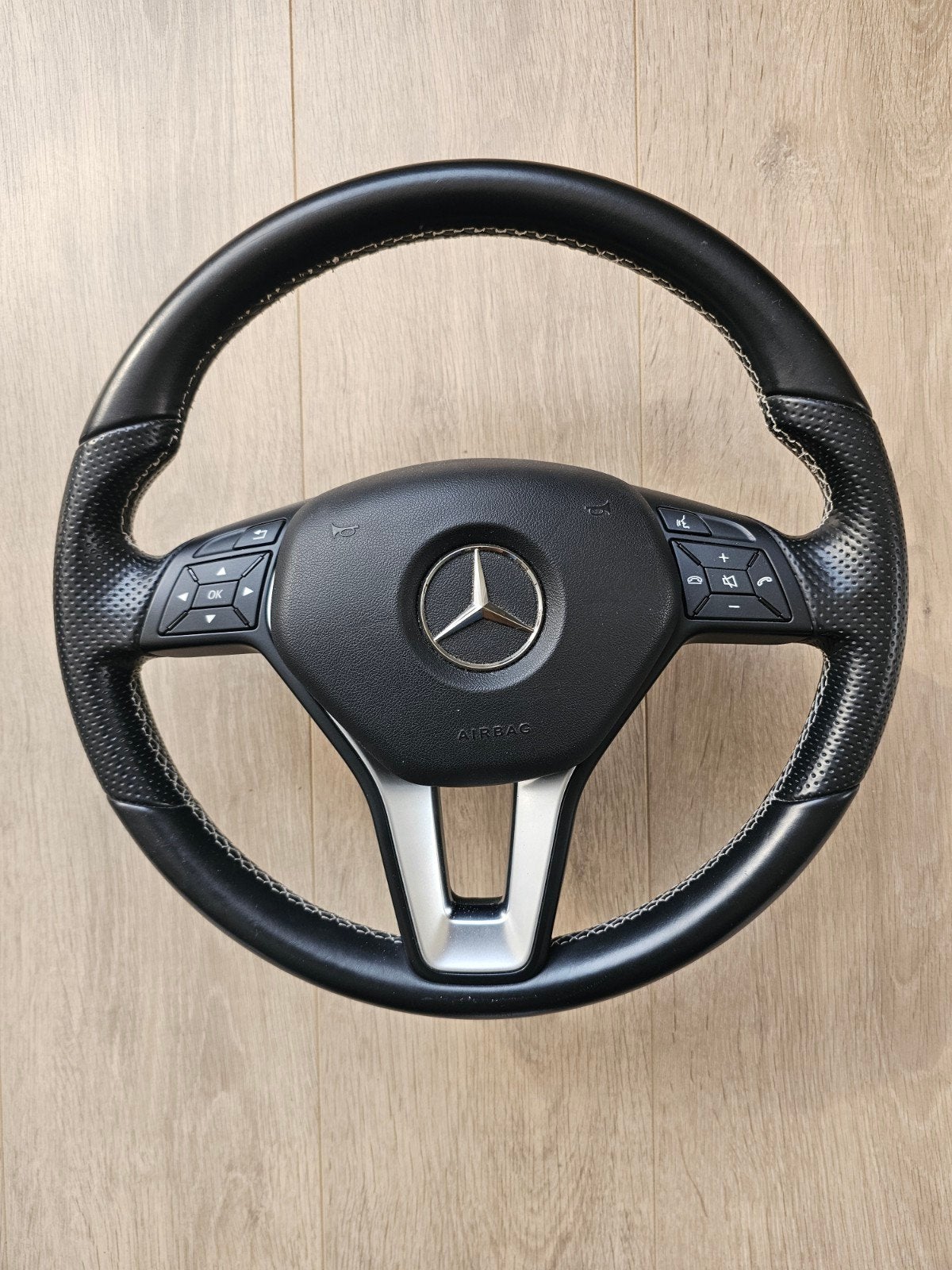 Mercedes-Benz Stuurwiel - Gebruikt, Auto-onderdelen, Ophalen of Verzenden, Gebruikt, Mercedes-Benz