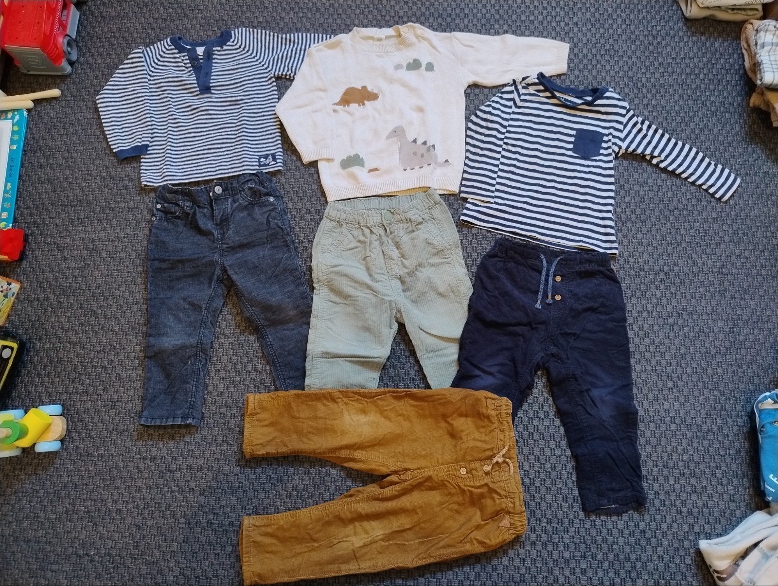 03 Setje kleding jongen maat 86 H&M herfst winter, Kinderen en Baby's, Gebruikt, H&M, Ophalen of Verzenden, Setje