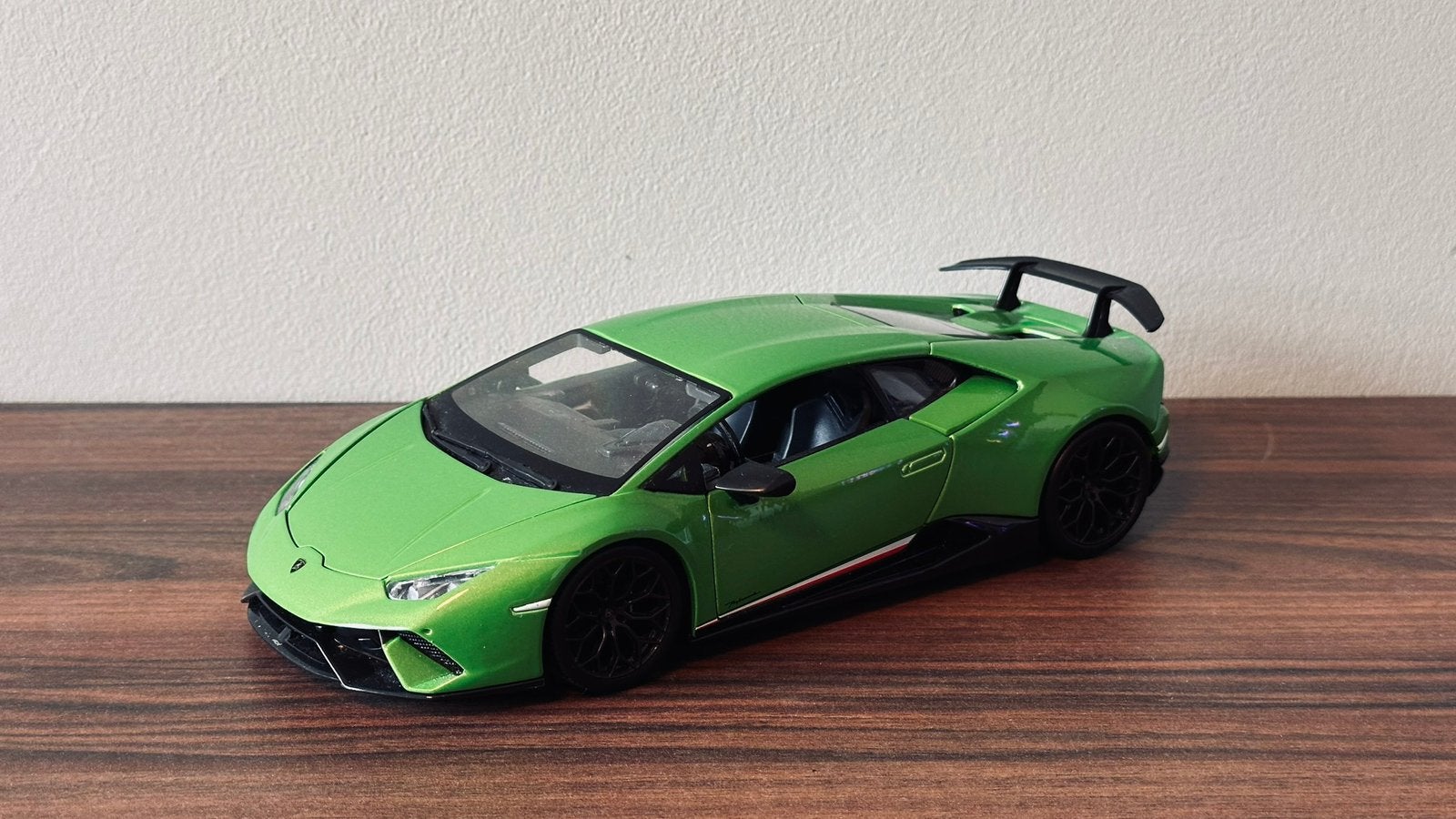 Lamborghini Huracan Performante, Hobby en Vrije tijd, Ophalen of Verzenden, Zo goed als nieuw, Bburago