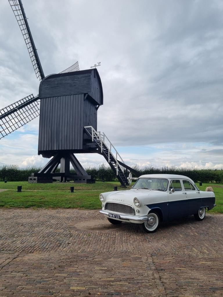 Oldtimer Ford Consul 1700 Highline 1958 (APK & WB Vrij), Auto's, Ford, Particulier, Benzine, Sedan, Geïmporteerd, Wit, Ophalen of Verzenden