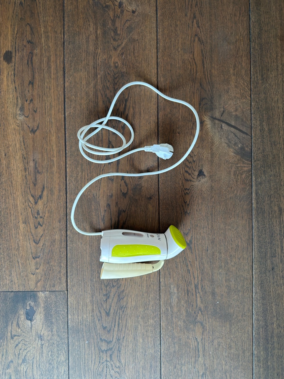 Salav Handstomer - Compact en Krachtig, Ophalen of Verzenden, Gebruikt, Strijkijzer met snoer