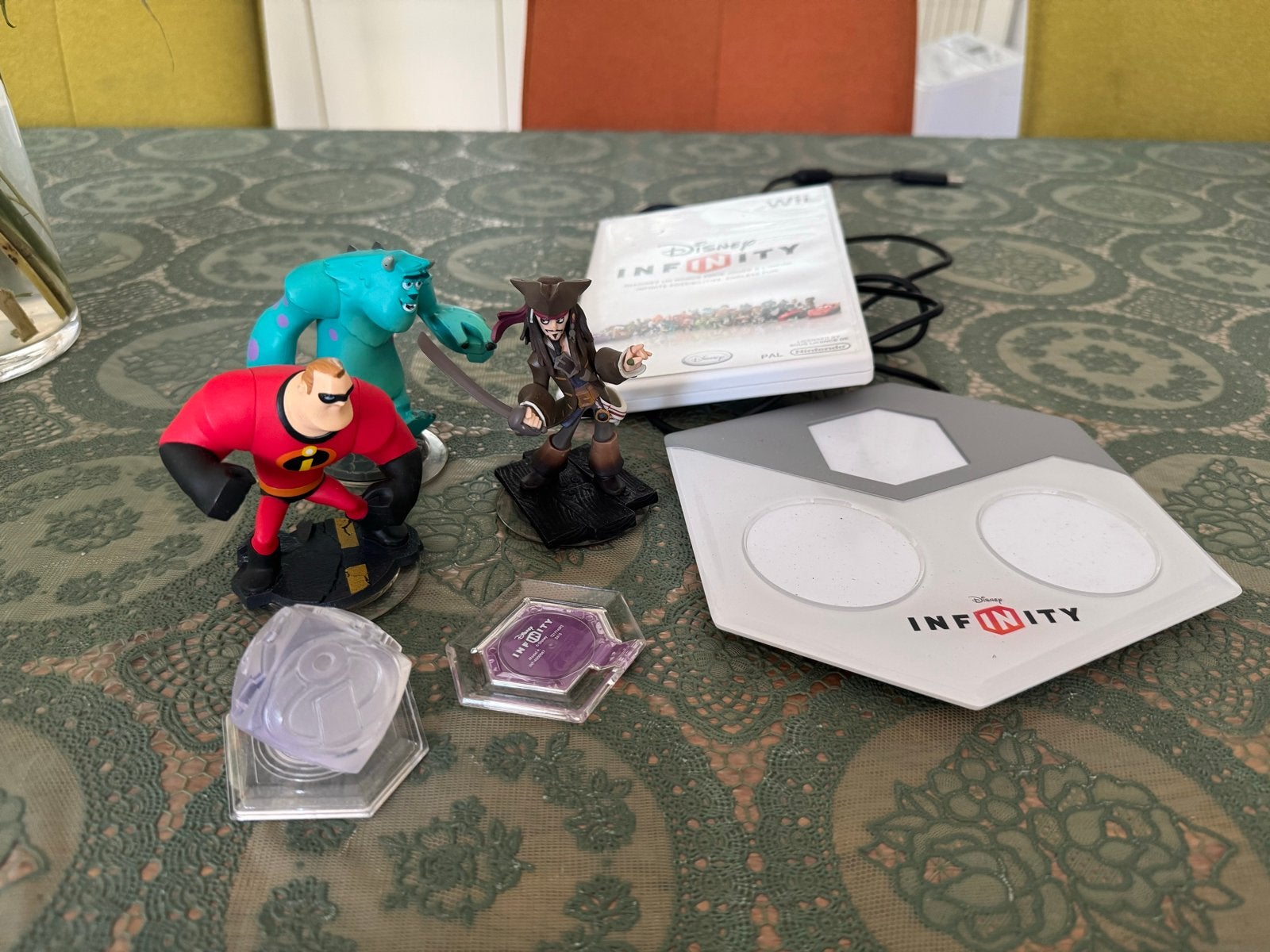 Disney Infinity Starter Pack Wii met figuren, Gebruikt, 1 speler, Vanaf 7 jaar, Ophalen