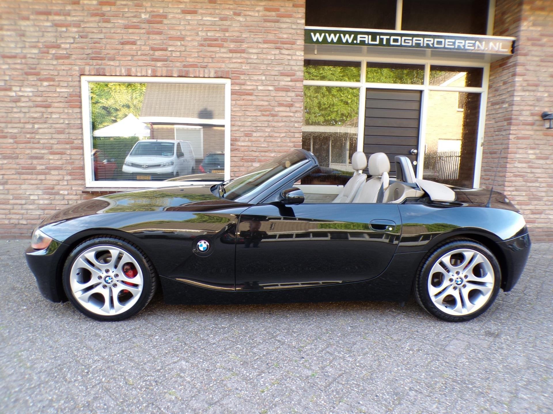 BMW Z4 Roadster 2.5i Leder / Airco / Stoelverwarming / Elect, Auto's, BMW, Achterwielaandrijving, Gebruikt, Beige, Cabriolet