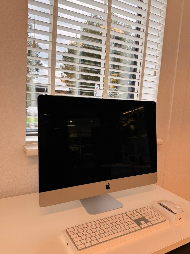 iMac 27" Retina 5K (2020) i7 8-core 3,8 GHz, 16GB, 512GB SSD, SSD, IMac, Schermgrootte: 27 inch Retina 5K, Zo goed als nieuw