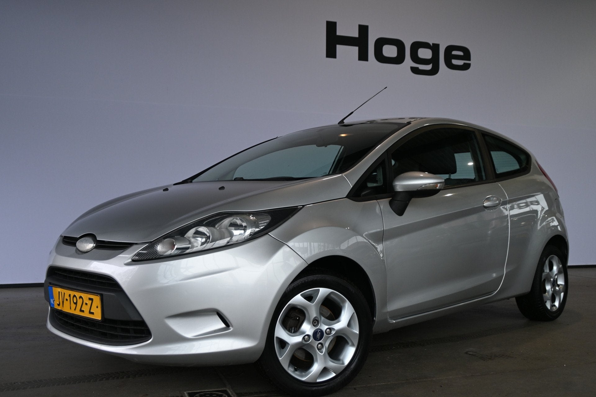Ford Fiesta 1.25 Trend Airco Lichtmetaal Stuurbekrachtiging, Voorwielaandrijving, Stof, Gebruikt, 4 cilinders