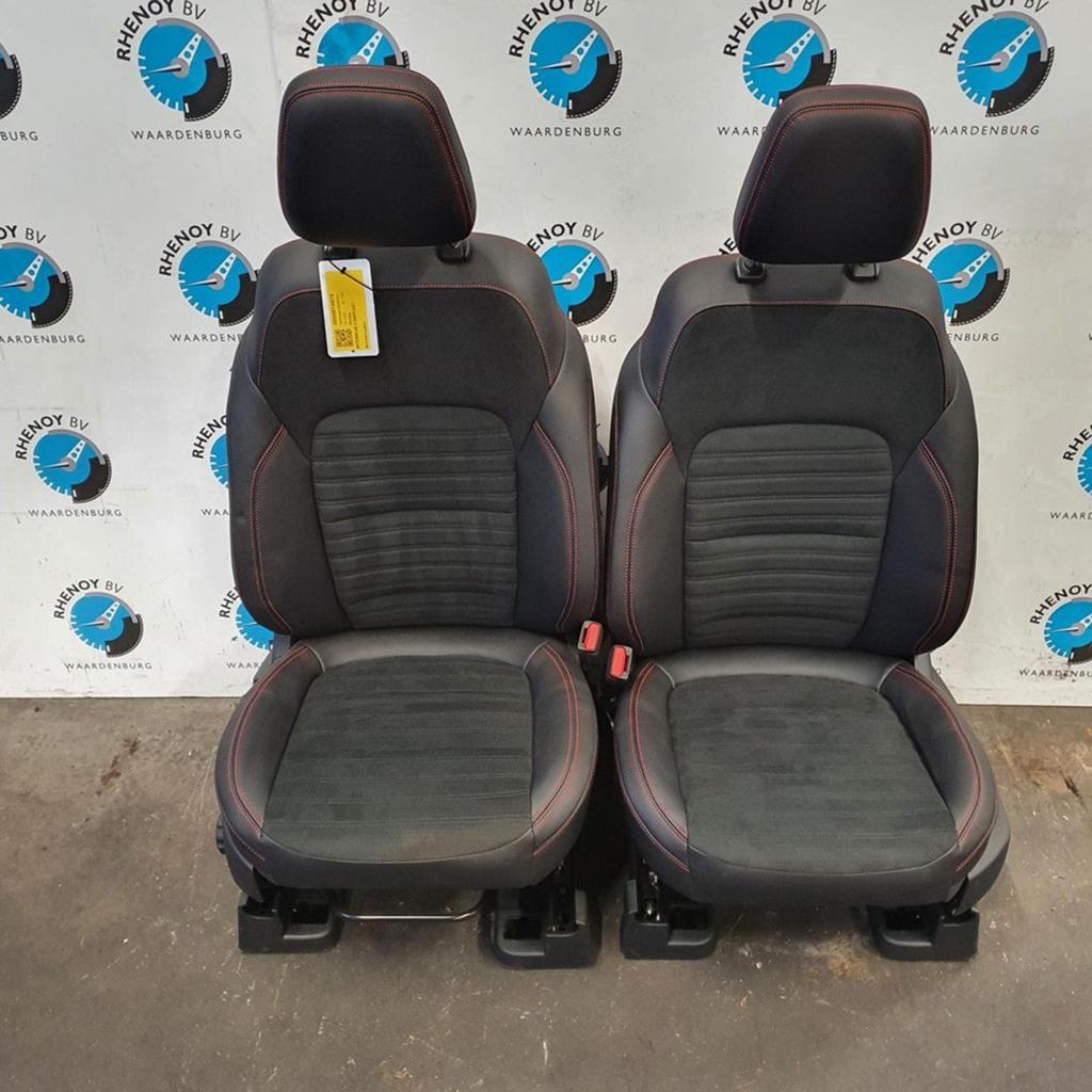 FORD KUGA INTERIEUR COMPLEET 2020, Auto-onderdelen, Interieur en Bekleding, Ophalen of Verzenden, Gebruikt, Stiba lid