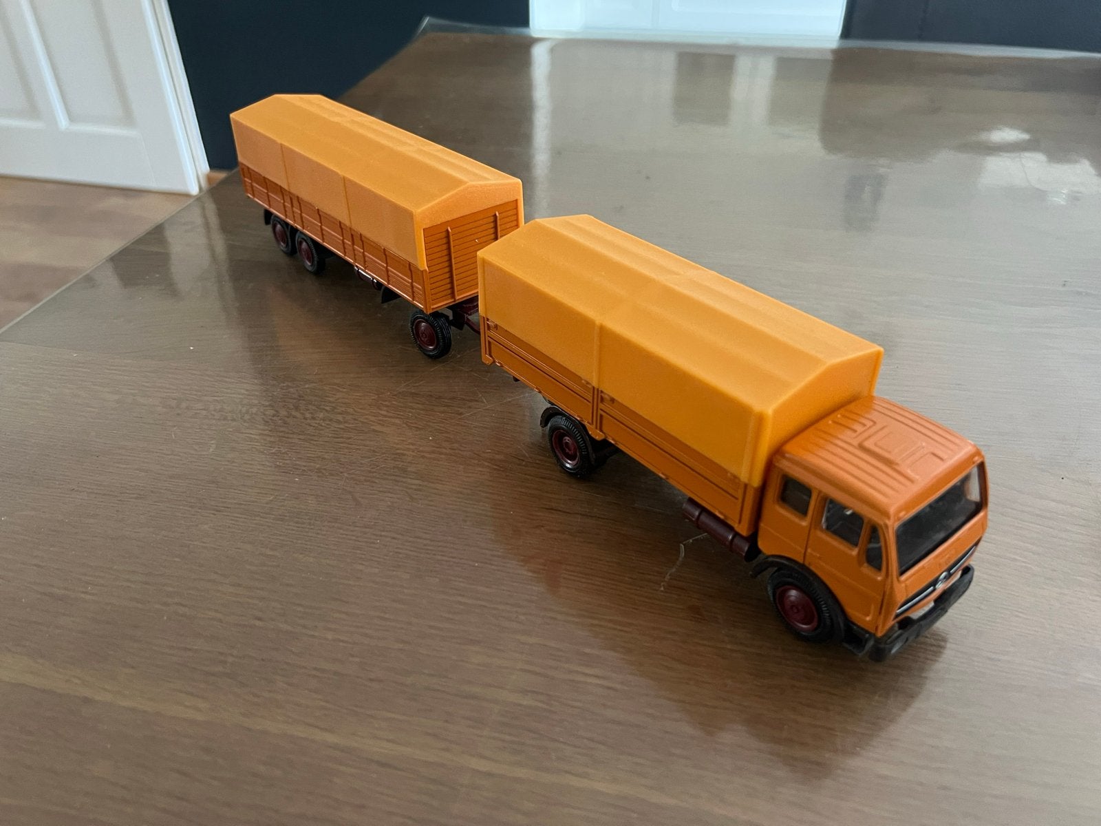 Mercedes-Benz nzg 1632/1932 vrachtwagen met aanhanger, Ophalen of Verzenden, Zo goed als nieuw, Bus of Vrachtwagen