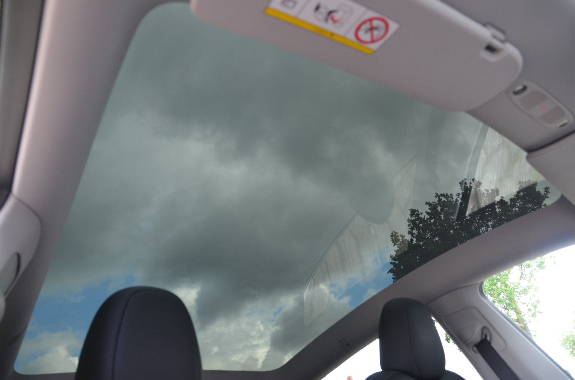 Tesla Model Y RWD 58 kWh LFP accu Autopilot3.0 Ryzen, Automaat, 12 maanden, Achterwielaandrijving, Gebruikt