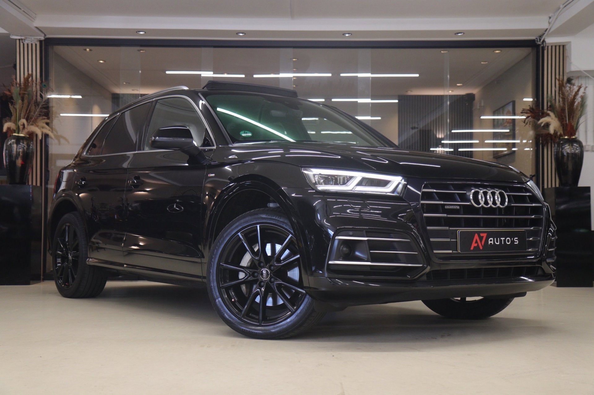 Audi Q5 55 TFSI e quattro Competition /PANO/SFEER/MEM/CAM/AC, Auto's, Automaat, 2005 kg, Euro 6, Leder en Stof