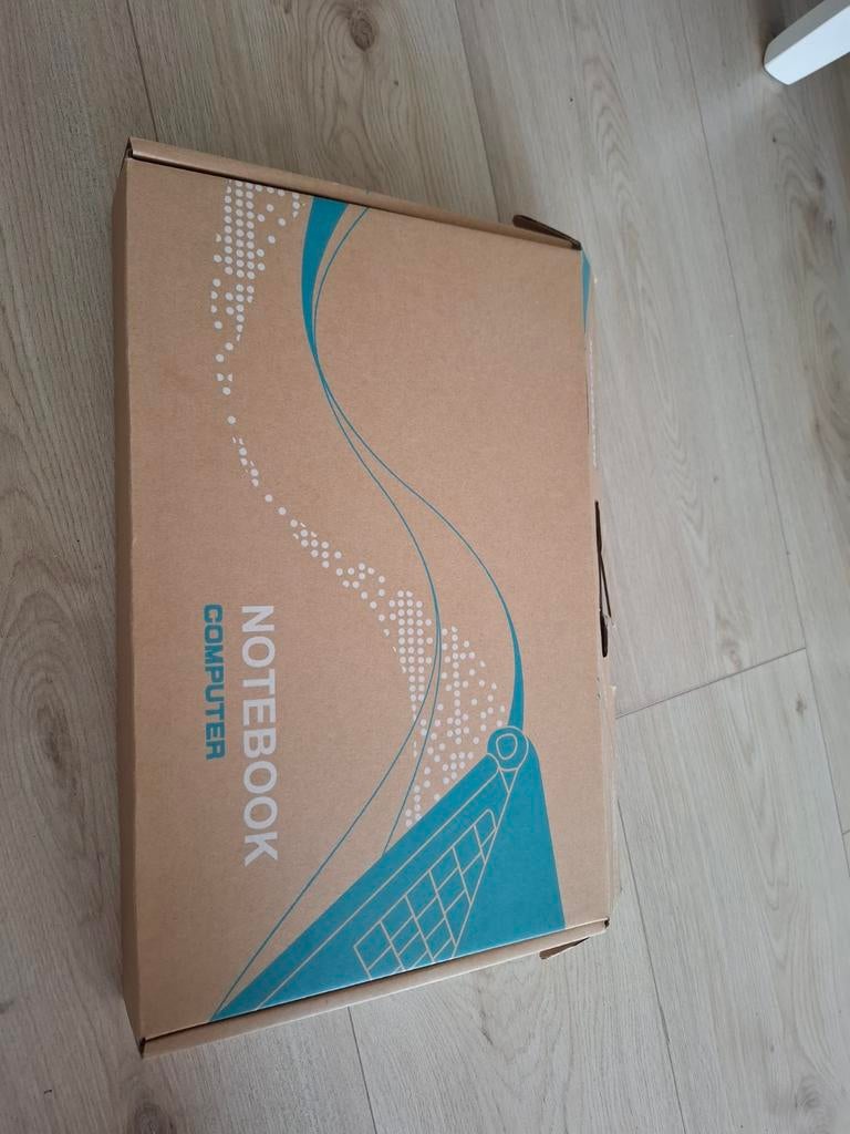Notebook zwart medion, Ophalen, Zo goed als nieuw