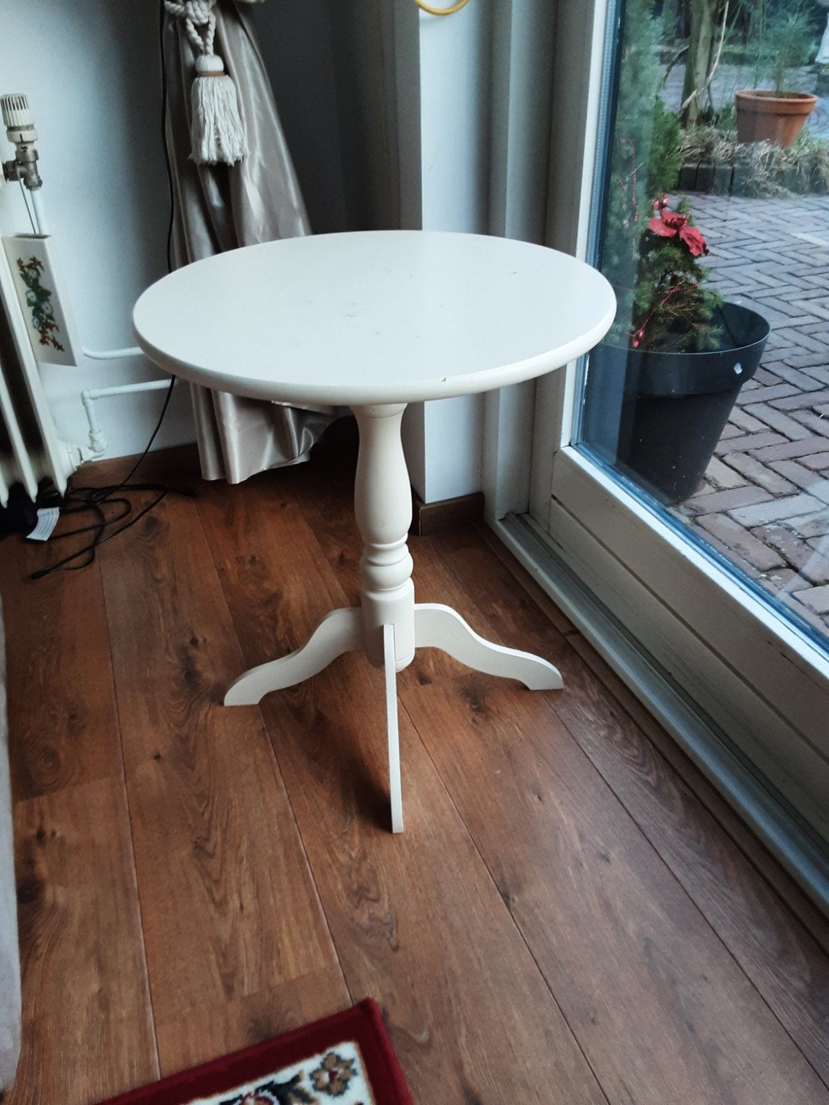Bijzettafel., Ophalen