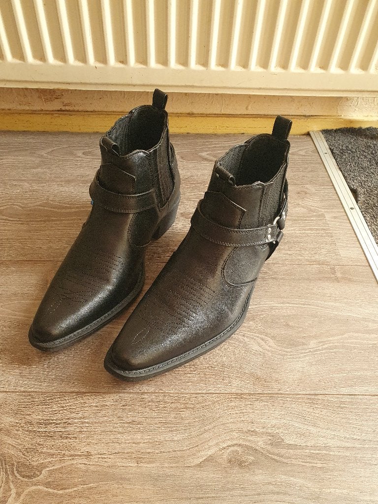 Nieuwe Cowboylaarzen heren 43, Ophalen, Zwart, Boots, Nieuw