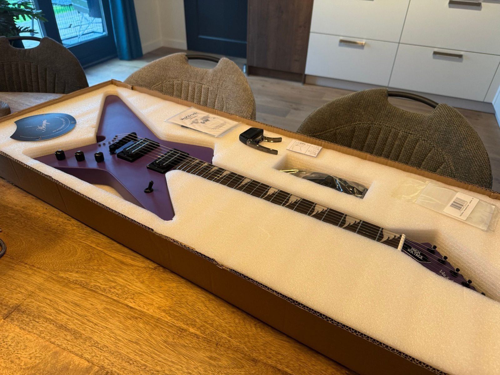Splinternieuw inc stem apparaat fender versterker enz ., Ophalen, Nieuw, Solid body, Fender