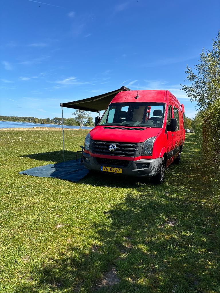 VW Crafter /2015  L x 2  H x 2  ook idiaal voor basis camper, Achterwielaandrijving, Euro 6, 4 cilinders, 2000 kg