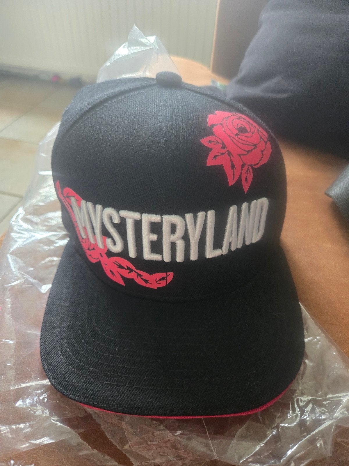 Mysteryland pet 18 jaar oud Nooit gedragen, Kleding | Heren, Mysteryland, Nieuw, Pet, One size fits all