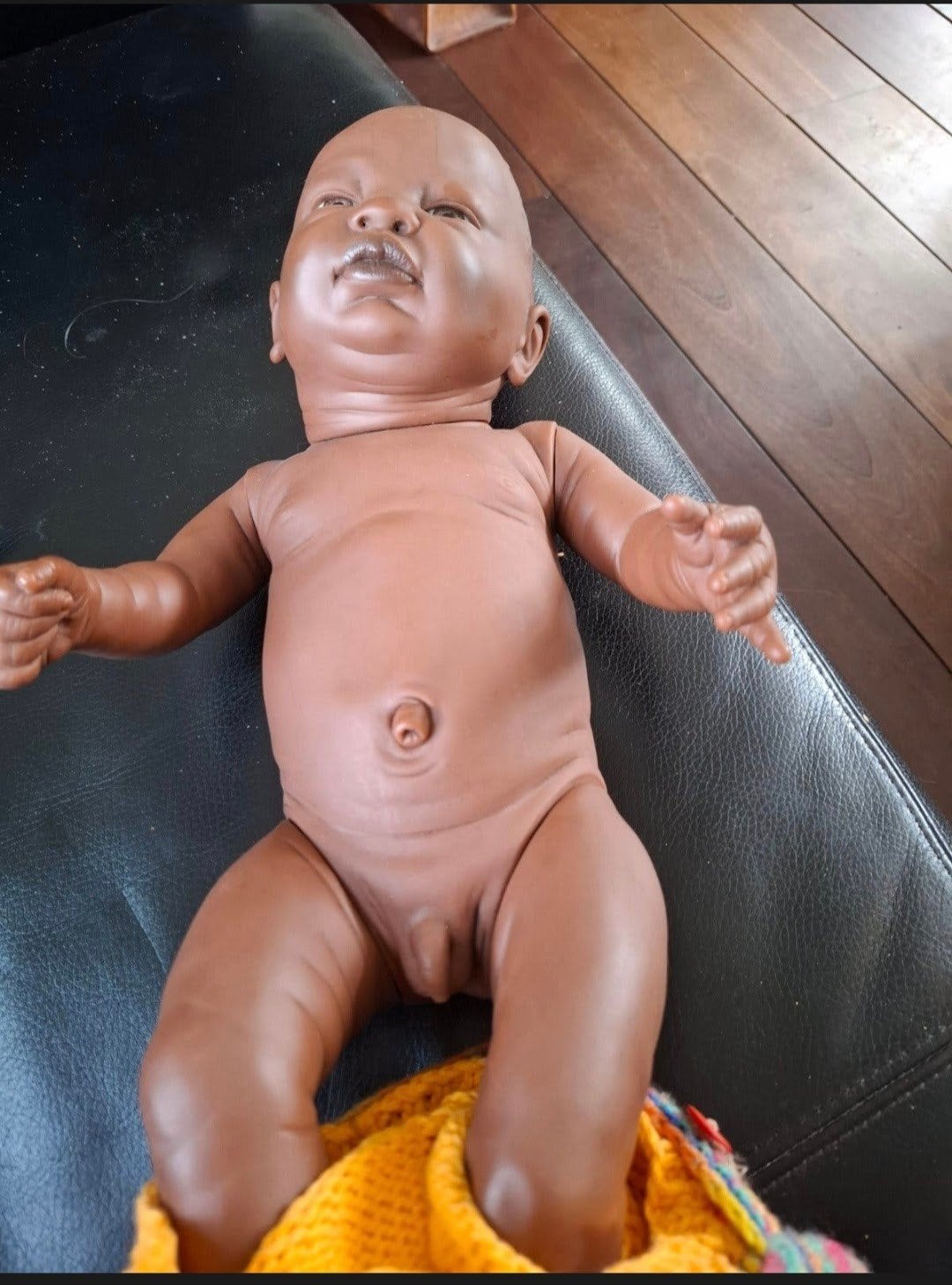 Baby Verzorgingsmodel- Donkere Huidskleur, Ophalen, Gebruikt, Babypop