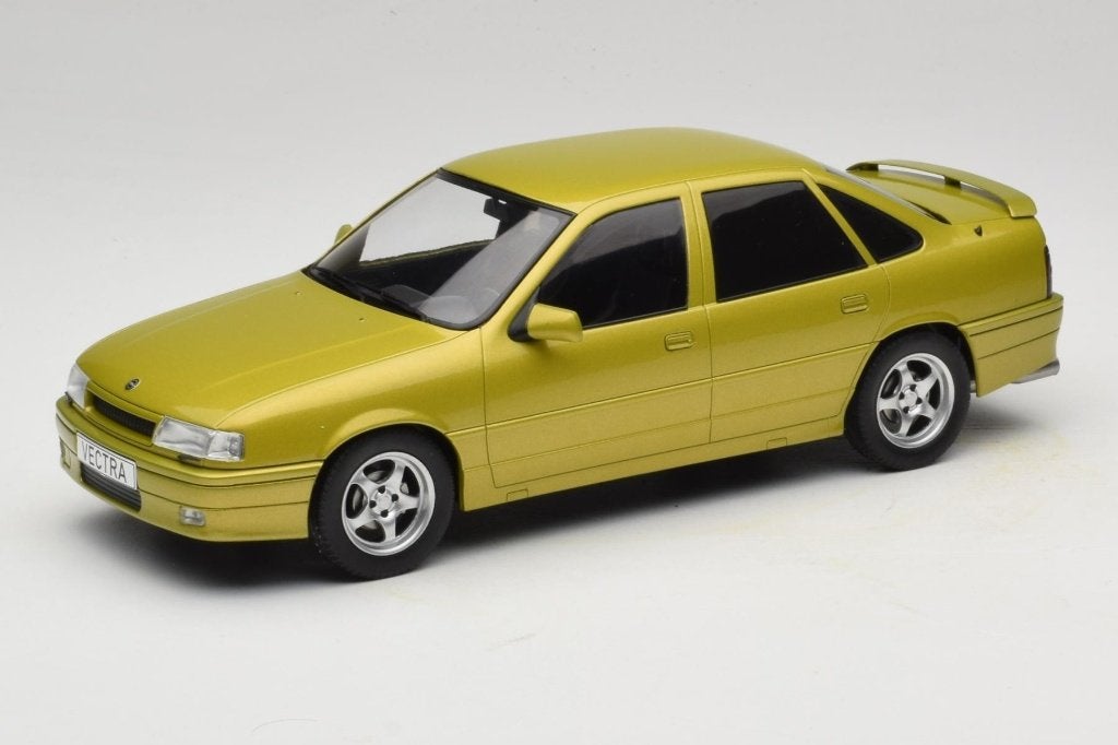 Opel Vectra A 2000 metallic-gelb 1988 mcg 1:18, Hobby en Vrije tijd, Ophalen, Nieuw, Auto, Overige merken