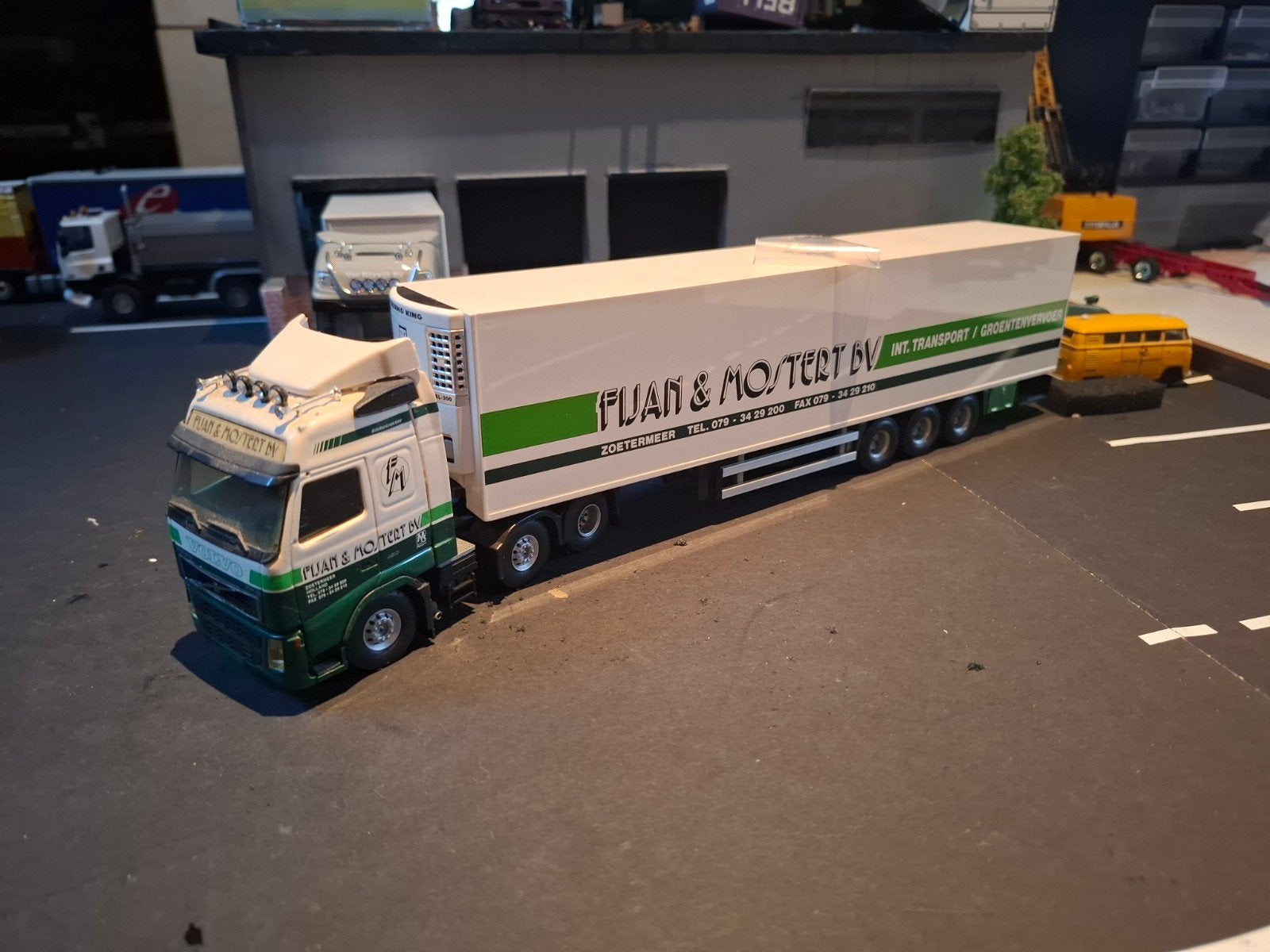 volvo fijan & mostert bv Zoetermeer, Ophalen of Verzenden, Zo goed als nieuw, Bus of Vrachtwagen, Tekno