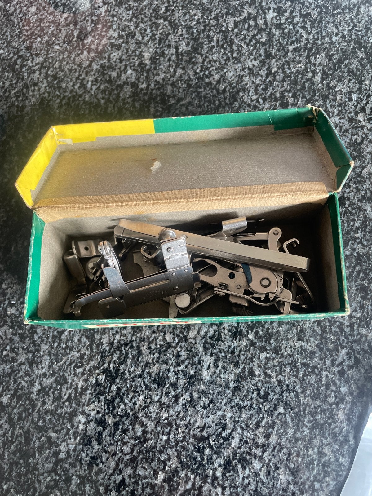Vintage Singer Naaimachine Toebehoren in originele doos, Ophalen of Verzenden, Gebruikt, Toebehoren, Singer