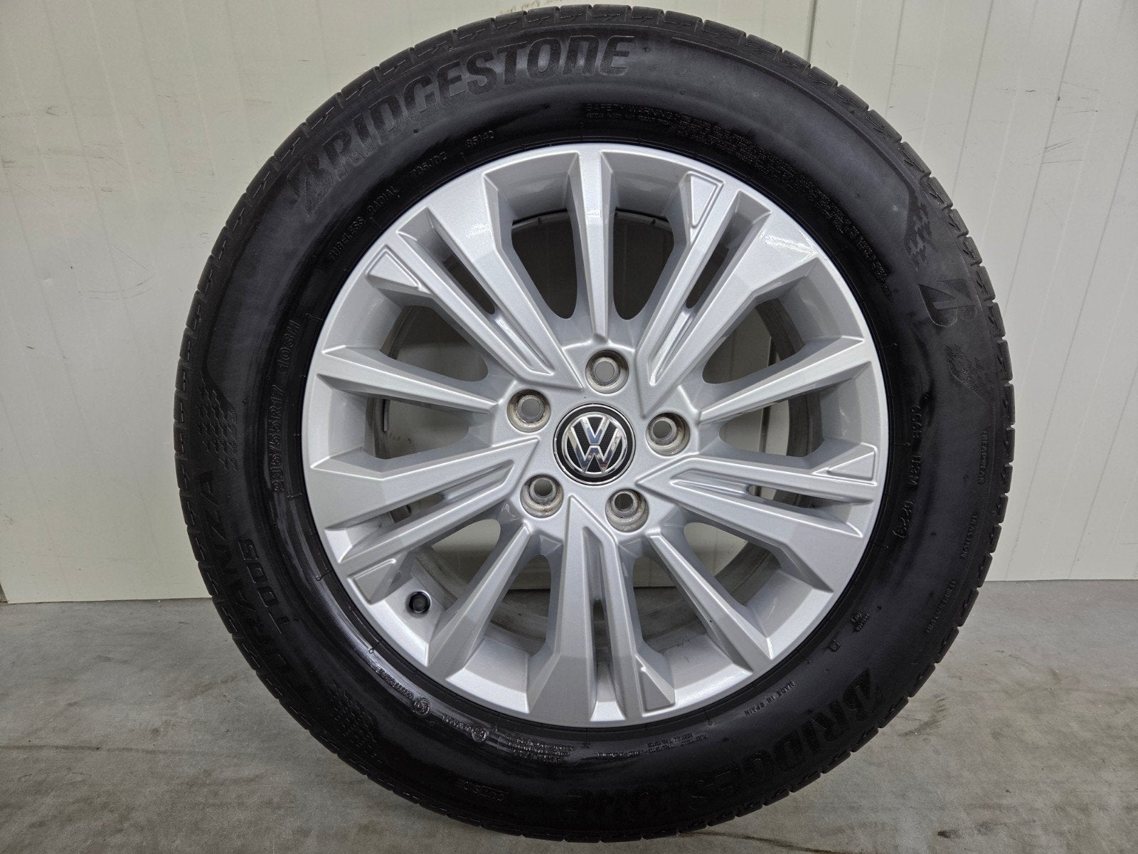 Vw Transporter 17 inch velgen 235 55 17 Aracaju zomerbanden, Auto-onderdelen, Banden en Velgen, Ophalen, Bestelwagen, 17 inch