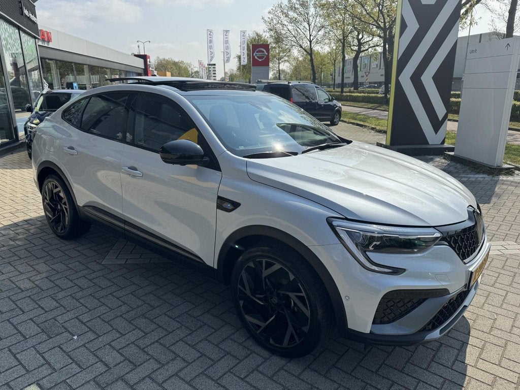 Renault Arkana E-Tech full hybrid 145 esprit Alpine | NL Aut, Auto's, Renault, Arkana, Gebruikt, Euro 6, Wit