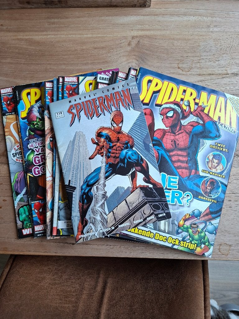 19 magazines Spiderman, Onbekend, Europa, Ophalen of Verzenden, Zo goed als nieuw