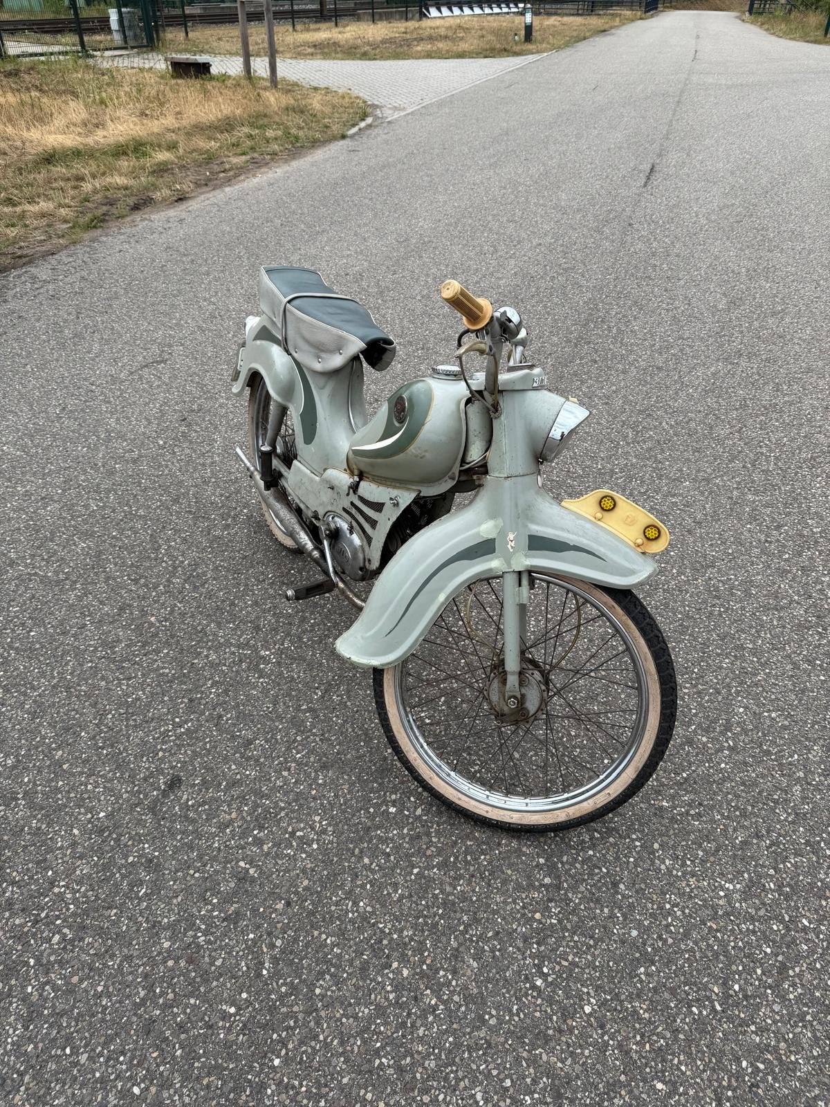 Batavus Bilonet Bromfiets - Goed rijdend, met kenteken, Ophalen of Verzenden, Batavus