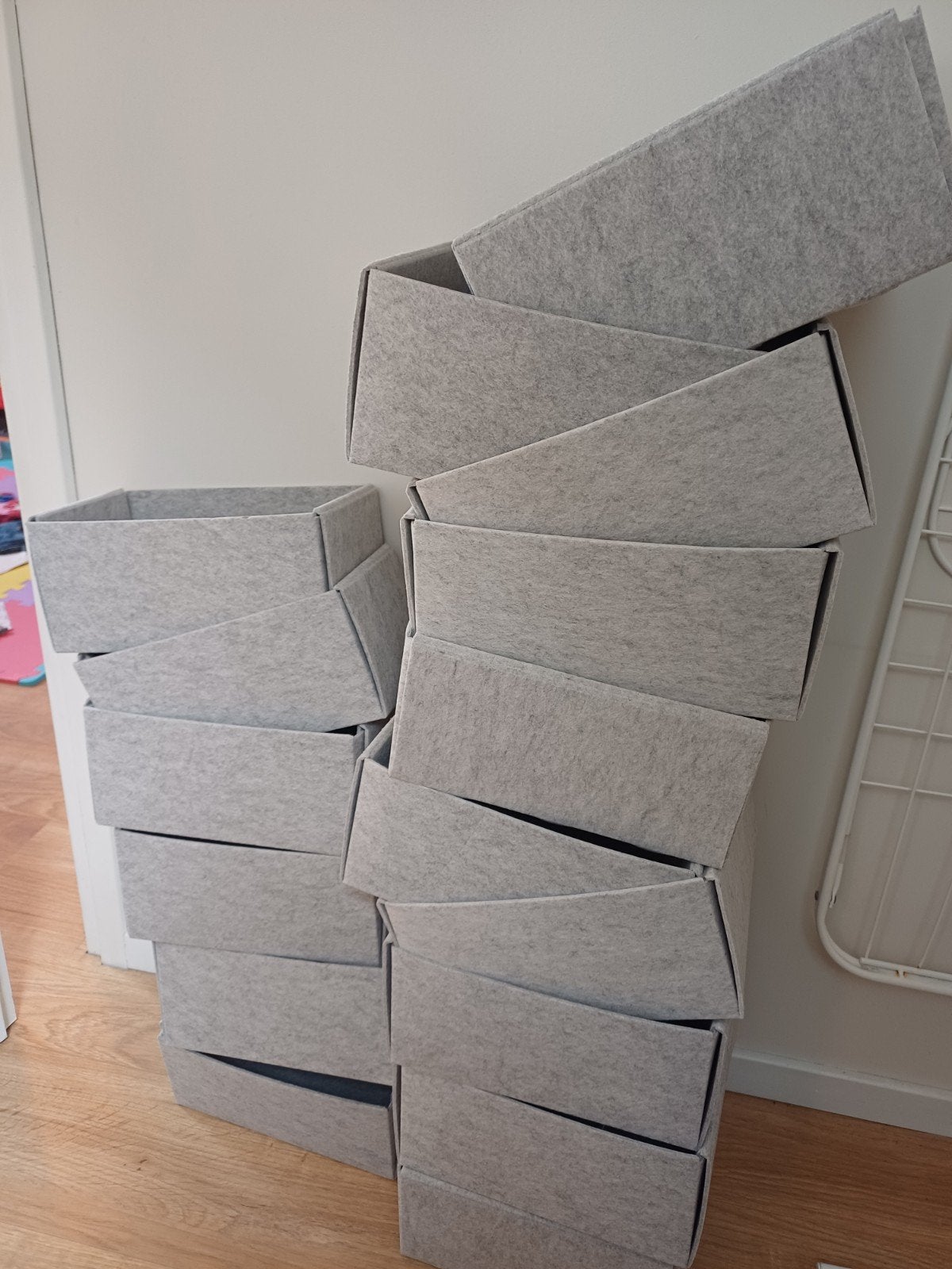 IKEA Komplement dozen - 6 kleine en 10 vierkante, Ophalen, Gebruikt, Grijs, Textiel