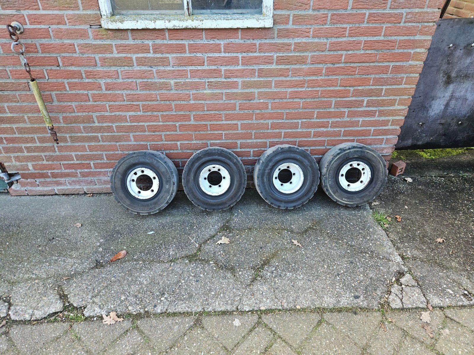 Heftruck wielen - Set van 4 Continental CSE-ROBUST SC 15, Doe-het-zelf en Verbouw, Gereedschap | Machine-onderdelen en Toebehoren