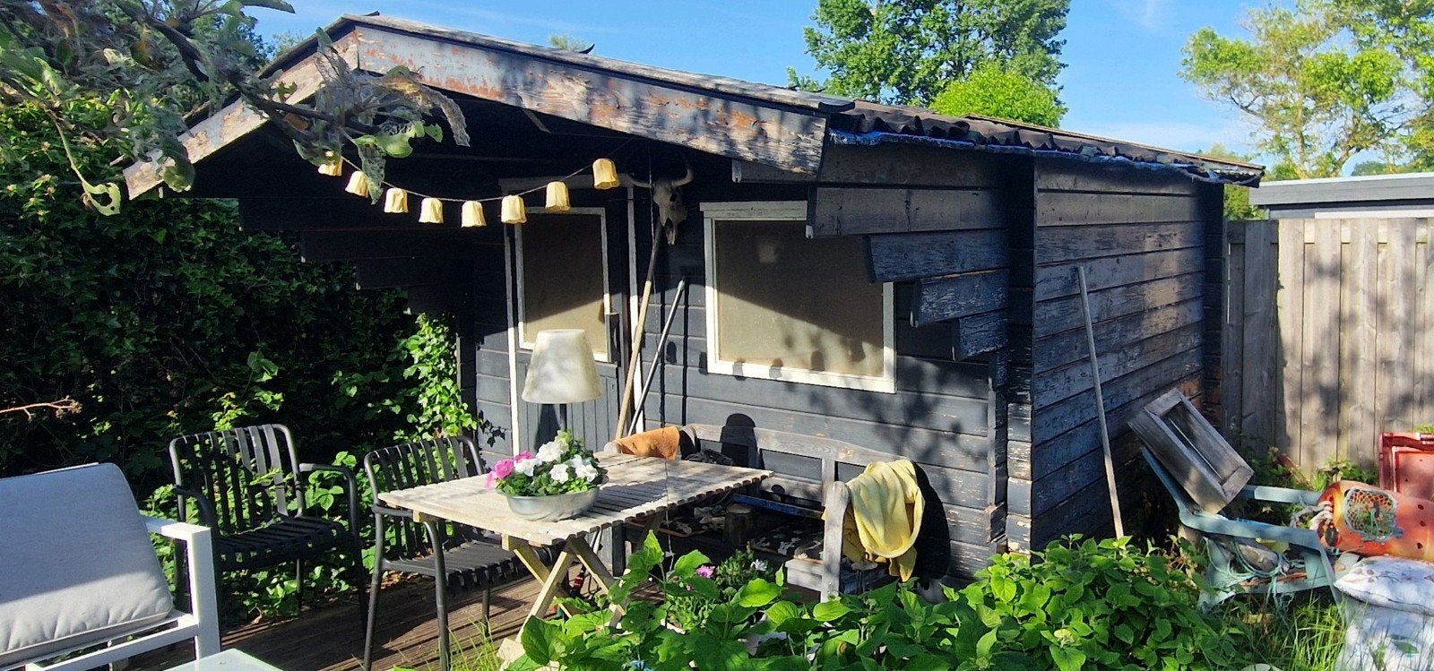 Schuurtje voor brandhout - zelf slopen en meenemen, Tuin en Terras, Tuinhuizen, Gebruikt, Schuur, Hout, 250 tot 500 cm, 200 tot 400 cm
