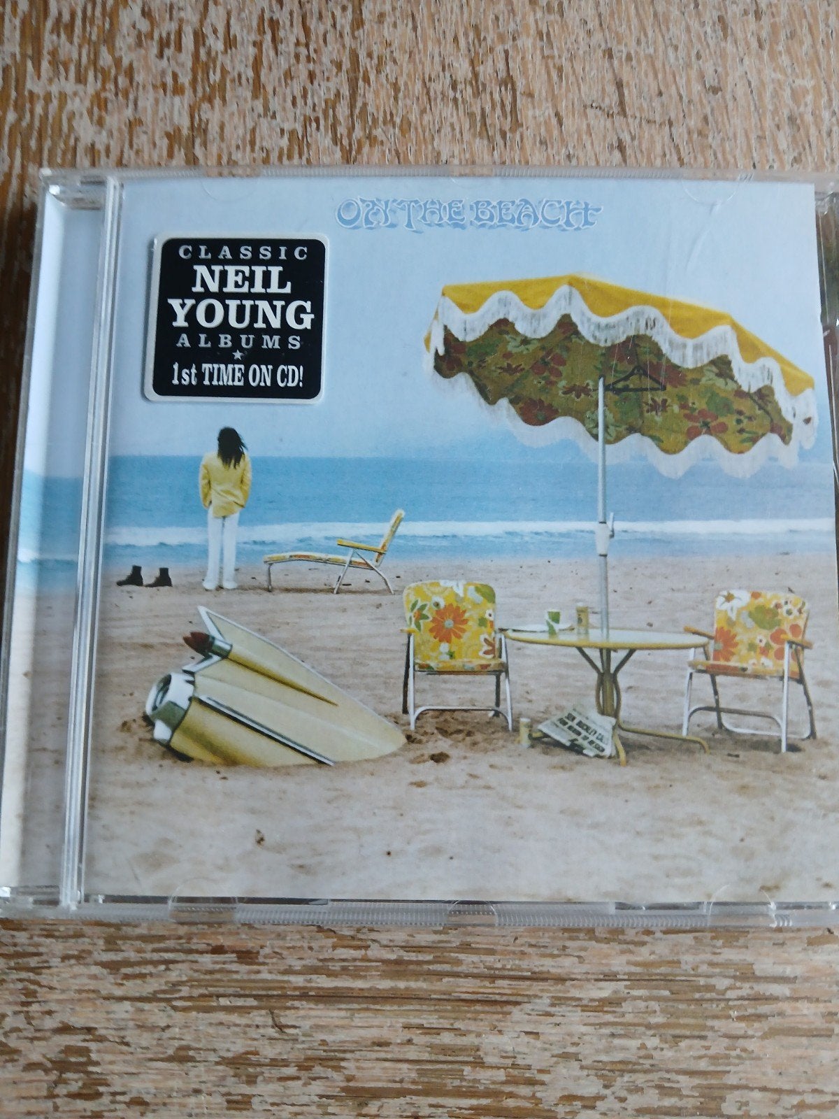 CD Neil Young - On The Beach, Ophalen of Verzenden, Gebruikt, Poprock
