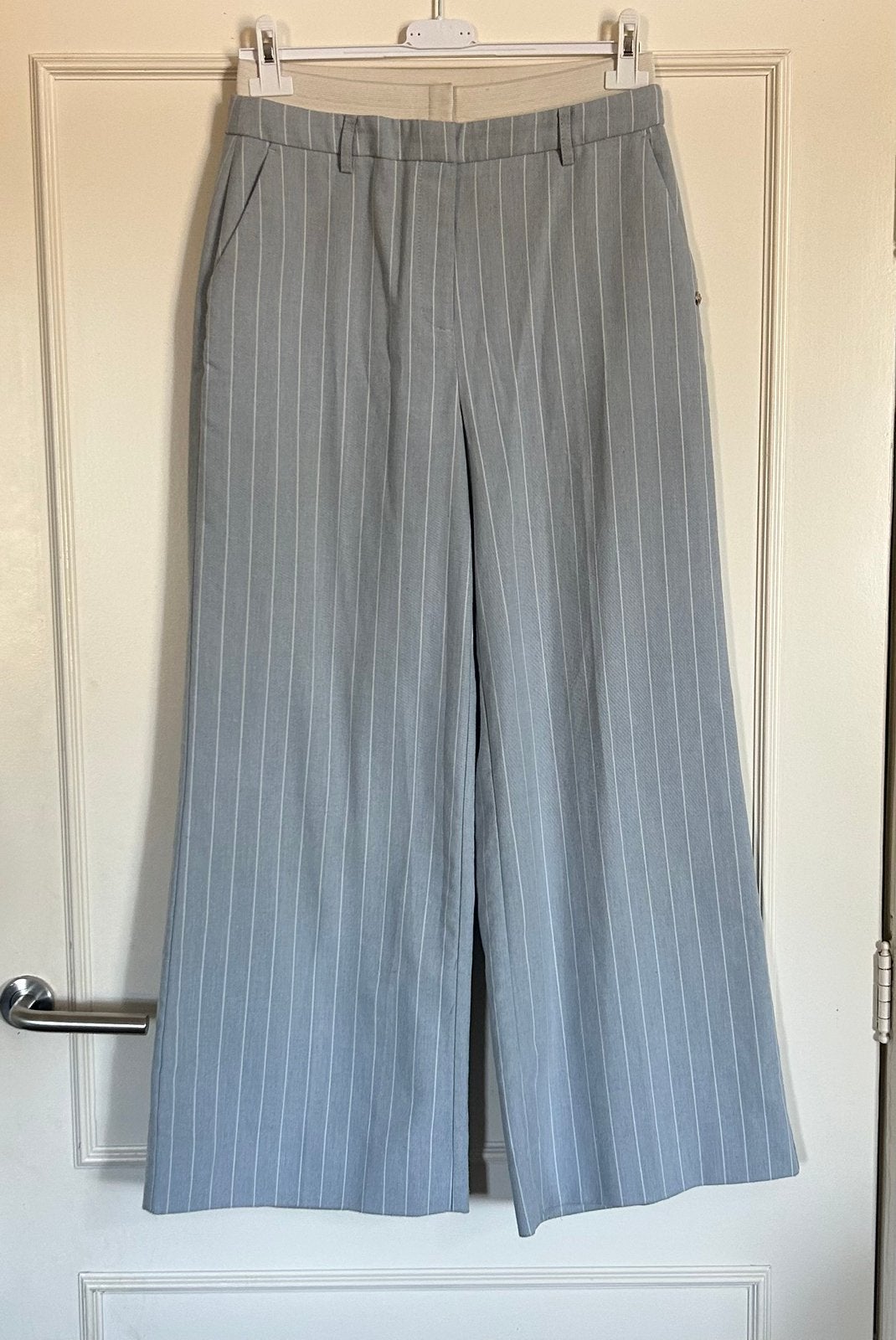 Sky Blue JoshV, Josh V Wide Leg Pinstripe Nina broek in M, Maat 38/40 (M), Zo goed als nieuw, Lang, Verzenden