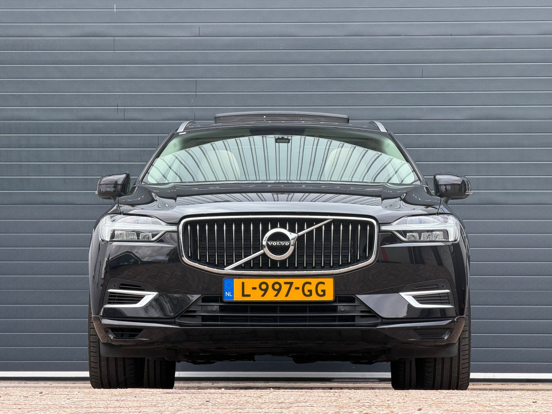 Volvo XC60 2.0 T8 Twin Engine AWD Inscription|PANO|TREKHAAK|, Automaat, Gebruikt, Euro 6, 1969 cc