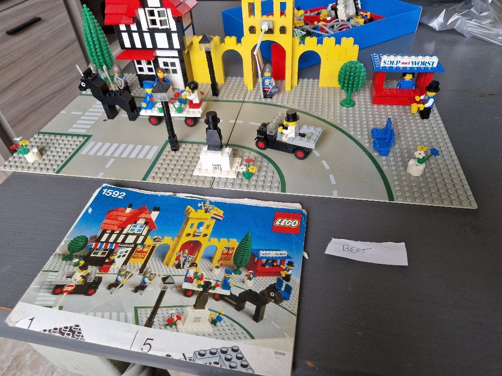 LEGO 1592 Town Square - Vintage, Kinderen en Baby's, Gebruikt, Overige thema's, Lego, Overige typen