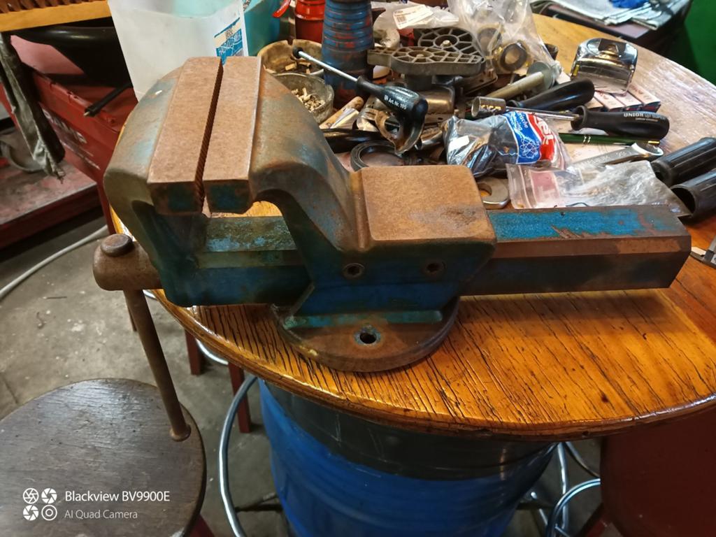 Bankschroef met aambeeld, 150mm, Doe-het-zelf en Verbouw, Gereedschap | Handgereedschap, Ophalen