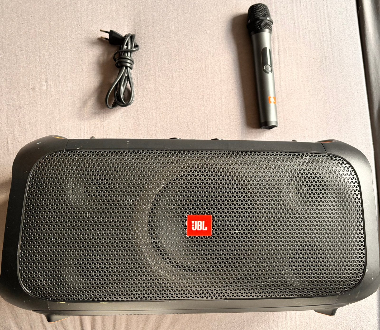 JBL PartyBox On-The-Go – Inclusief Draadloze Microfoon, Ophalen, Bluetooth, Gebruikt, JBL