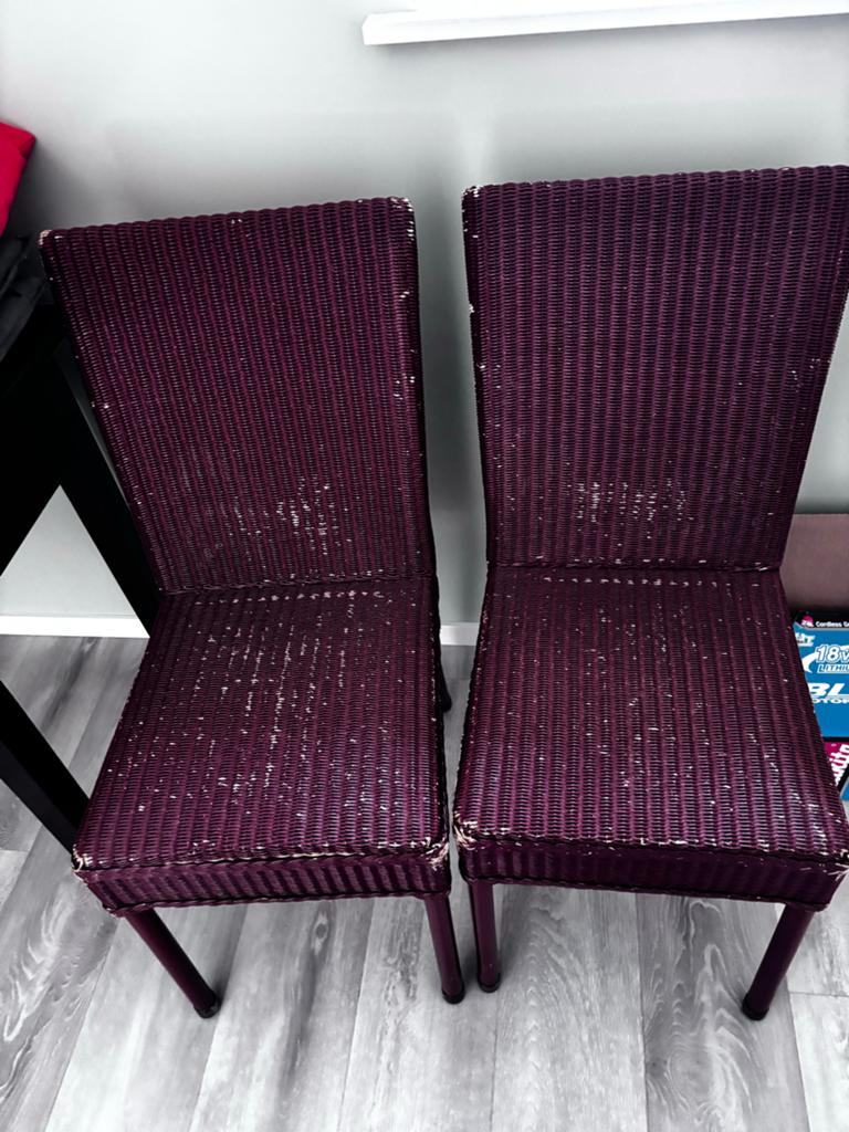 2 Lloyd Loom eetkamerstoelen, donkerrood riet, Huis en Inrichting, Stoelen, Ophalen, Gebruikt, Twee, Riet of Rotan