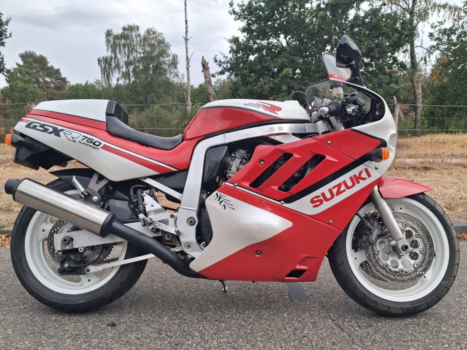SUZUKI GSX-R 750 - OLIEKOELER  bj'88  GSXR750  SLINGSHOT, 750 cc, 4 cilinders, Gebruikt, Super Sport