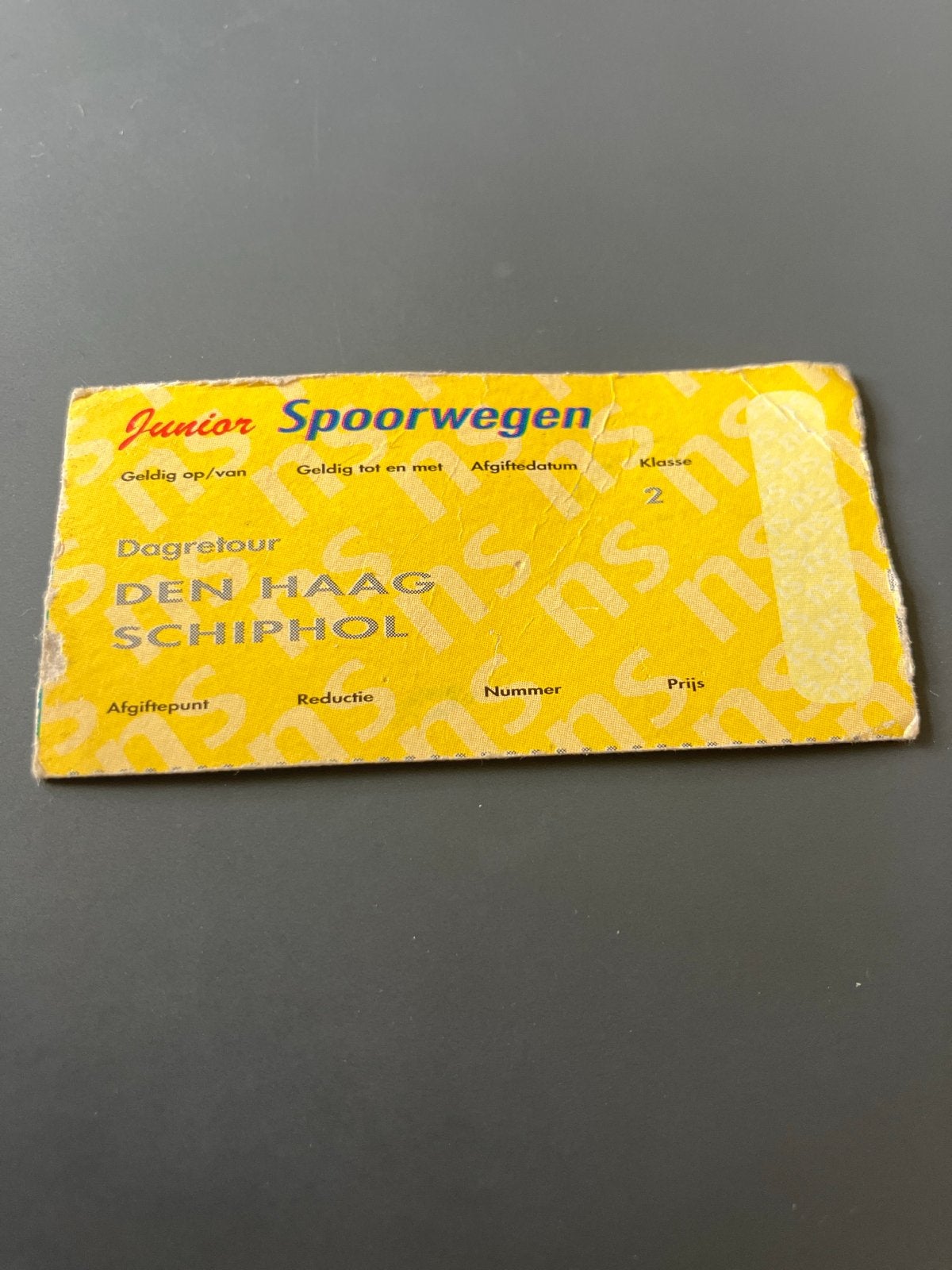 VINTAGE JUNIOR DAGRETOUR DEN HAAG - SCHIPHOL, Ophalen of Verzenden, Trein