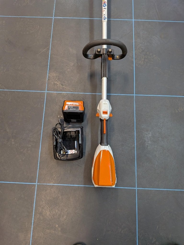 accu trimmer, Stihl, Accu, Ophalen of Verzenden, Zo goed als nieuw