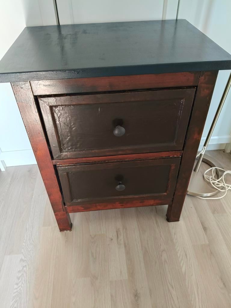 Nachtkastje met 2 laden, Ophalen, Minder dan 50 cm, Gebruikt, 1 of 2 laden