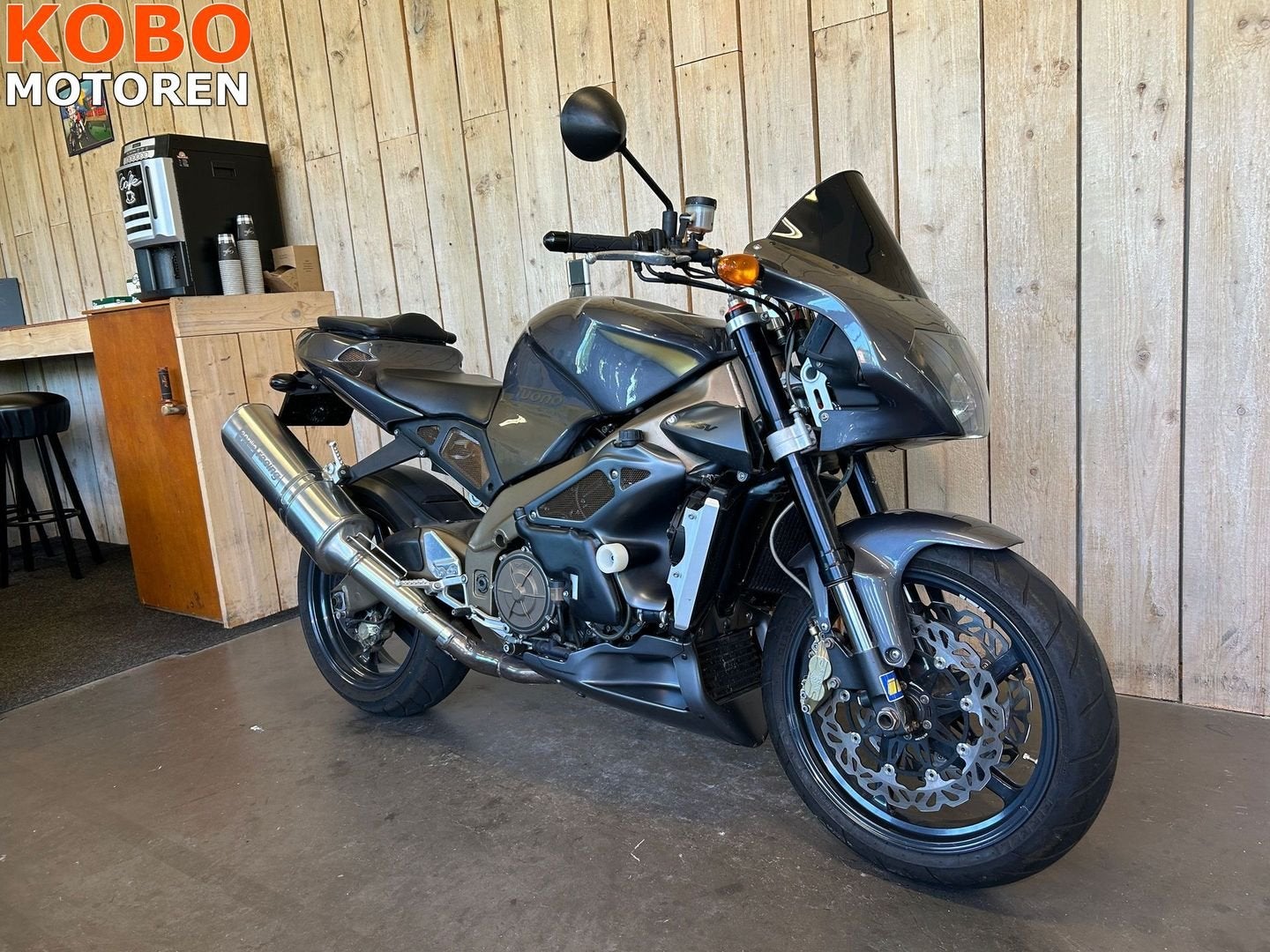 Aprilia TUONO (bj 2004) - foto 2