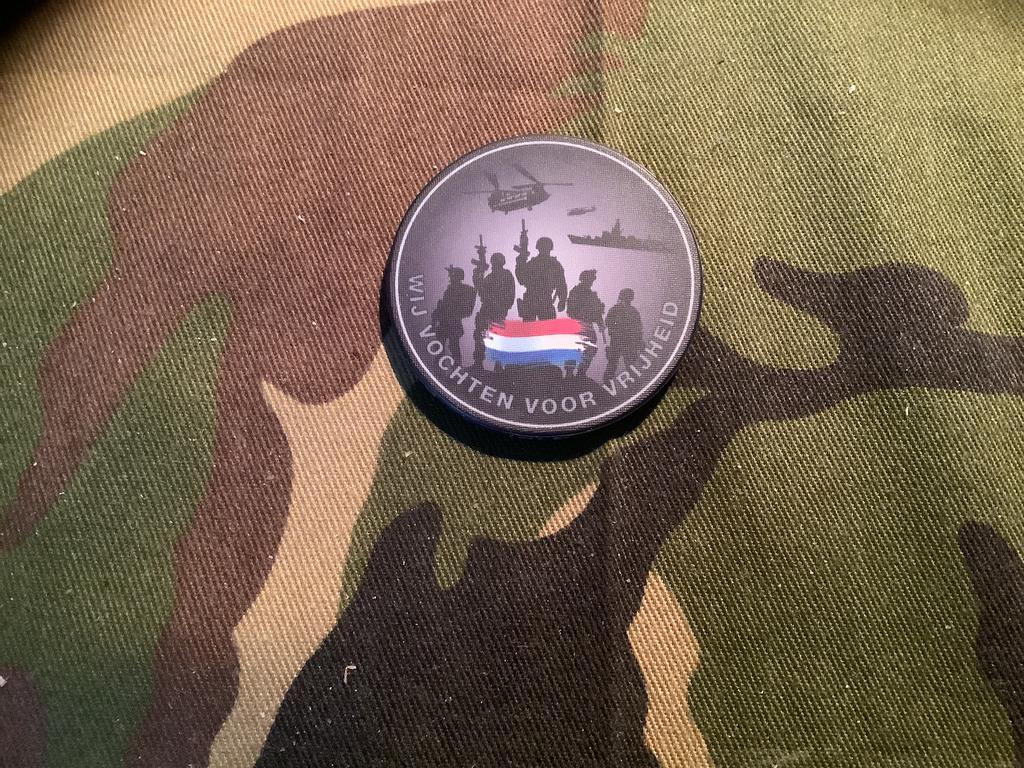 Kuntstof Coin vande Veteranen, Ophalen of Verzenden, Landmacht, Nederland, Embleem of Badge